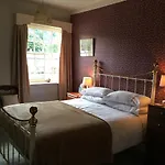 The Falcon * Arncliffe