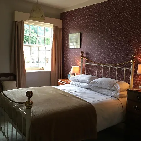 The Falcon * Arncliffe