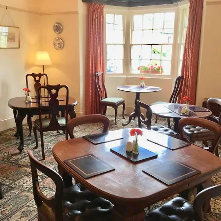 The Falcon * Arncliffe